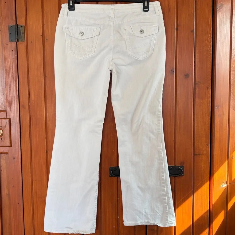 a.n.a Classic White Denim Pants Sz 10. WJ